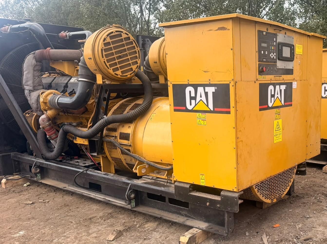 Alternator and control housing - 2007 Caterpillar C32 used generator